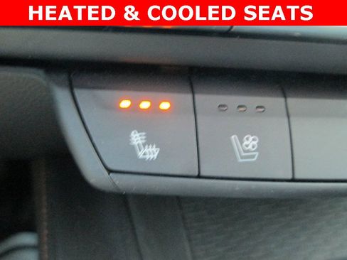 Used 2022 Cadillac CT4 Sport image 15