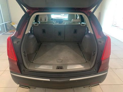 Used 2018 Cadillac XT5 Luxury w/ Driver Awareness Package AWD/4WD image 5