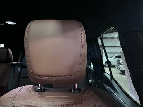 Used 2026 Lexus GX 550 w/ Accessory Package (2T) image 16