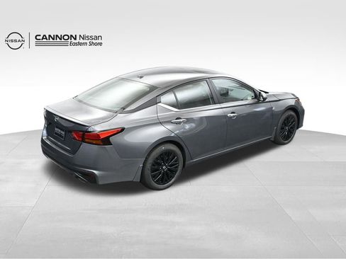 New 2025 Nissan Altima 2.5 SV w/ SV Special Edition Package FWD image 21