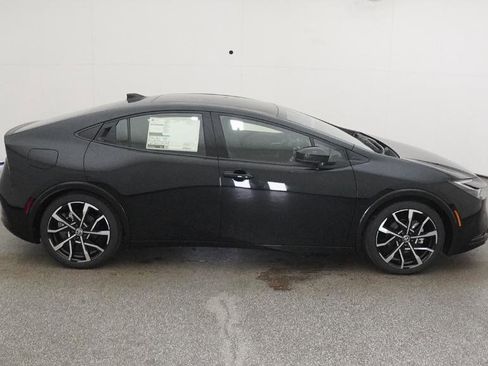 New 2026 Toyota Prius XSE image 11