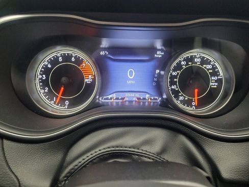 Used 2022 Jeep Cherokee Limited w/ Elite Package image 23