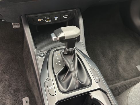 Used 2025 Kia K4 FWD image 18