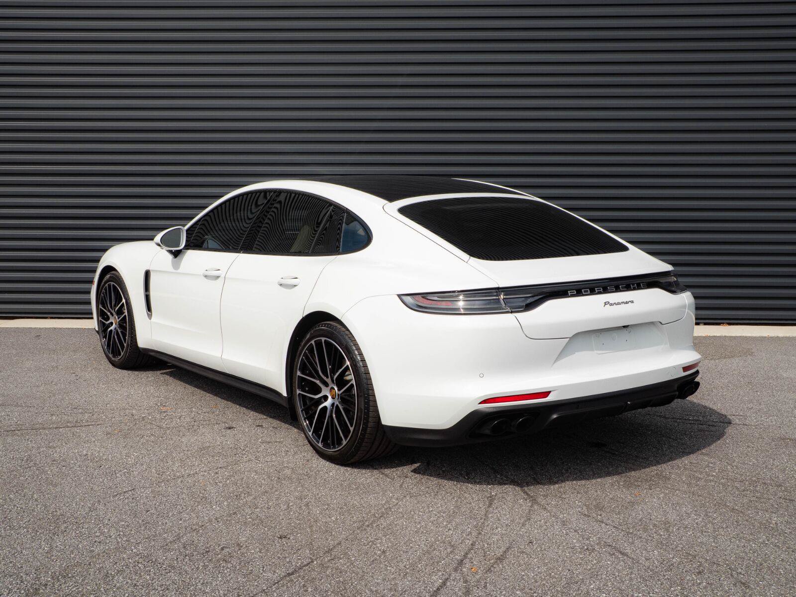 Used 2023 Porsche Panamera Platinum Edition RWD image 3