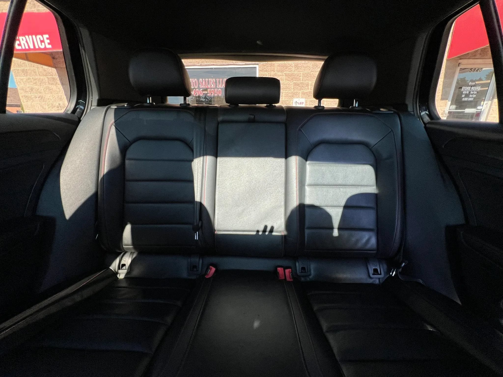 Used 2019 Volkswagen GTI SE FWD image 30
