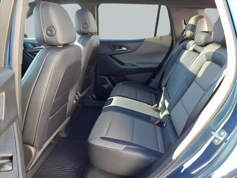 Used 2025 Chevrolet Equinox LT w/ Convenience Package II image 21