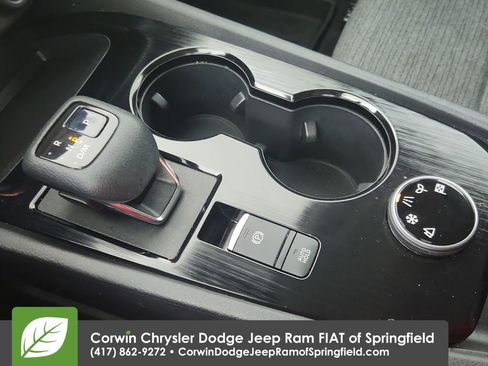 Used 2021 Nissan Rogue SV image 28