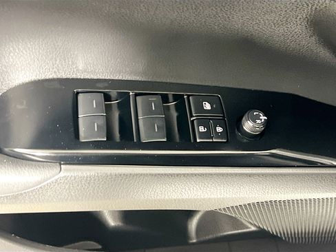 Used 2025 Toyota Camry LE image 16