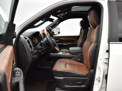 Used 2020 RAM 3500 Limited image 8