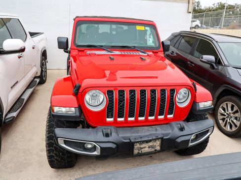 Used 2020 Jeep Gladiator Overland image 6
