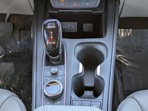 Certified 2023 Cadillac XT4 Premium Luxury image 18