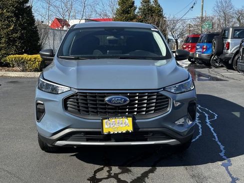 Certified 2024 Ford Escape Active image 2