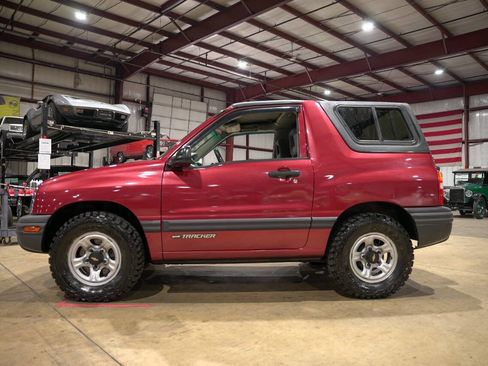 Used 1999 Chevrolet Tracker 2WD Convertible w/ Preferred Equipment Group 2 image 4
