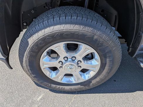 Certified 2026 RAM 2500 Big Horn AWD/4WD image 9