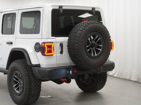 Used 2026 Jeep Wrangler Unlimited Rubicon image 13