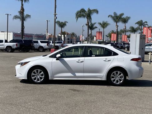 Certified 2024 Toyota Corolla LE image 28