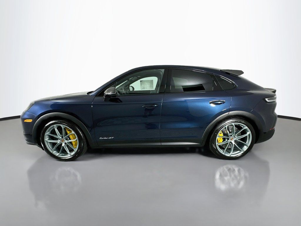 New 2026 Porsche Cayenne Turbo GT AWD/4WD image 2