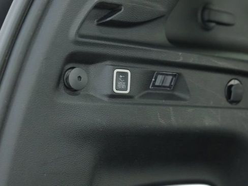 Used 2022 Jeep Grand Cherokee L Limited RWD image 41