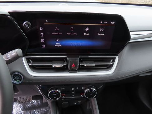 New 2026 Chevrolet TrailBlazer LT w/ Convenience Package AWD/4WD image 6
