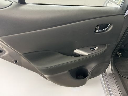 Used 2025 Nissan Leaf S FWD image 26