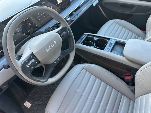New 2026 Kia EV9 Land AWD/4WD image 10