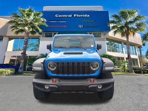 Certified 2024 Jeep Gladiator Mojave image 3