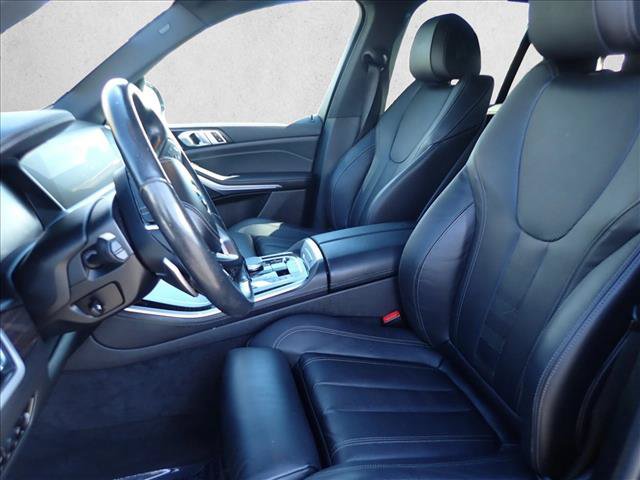 Used 2021 BMW X5 xDrive45e w/ Parking Assistance Package AWD/4WD image 13