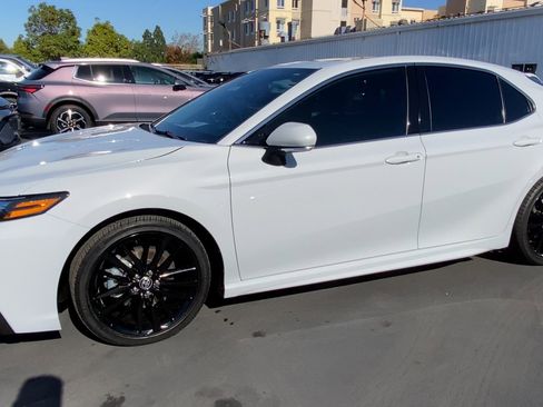 Used 2024 Toyota Camry XSE image 5