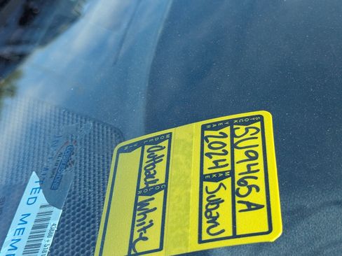 Used 2024 Subaru Outback Touring image 33