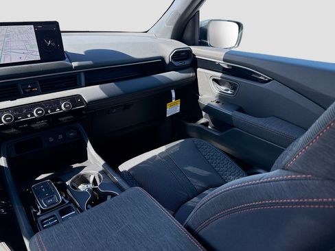 New 2026 Honda Pilot Sport image 19