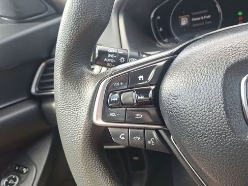 Used 2020 Honda Accord EX image 17