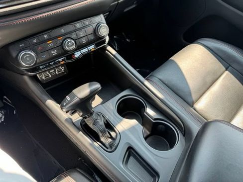 Used 2024 Dodge Durango GT AWD/4WD image 28