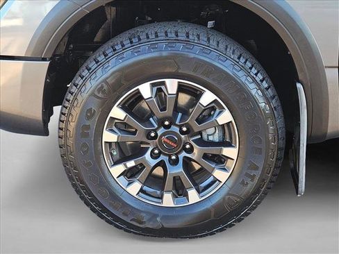 Used 2021 Nissan Titan PRO-4X w/ Pro-4x Utility Package image 23