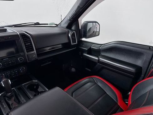 Used 2019 Ford F150 Lariat image 24