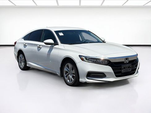 Used 2019 Honda Accord LX image 3