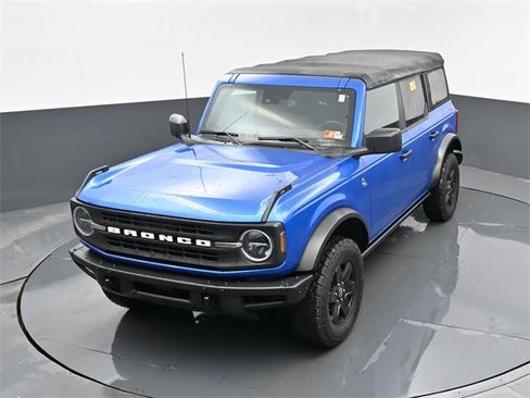 Used 2022 Ford Bronco Black Diamond image 26