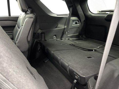 Used 2020 Ford Explorer ST AWD/4WD image 30
