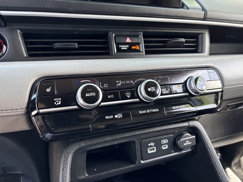 Used 2024 Honda Pilot EX-L image 23