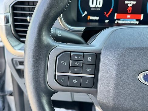 Used 2022 Ford F150 Lariat w/ Equipment Group 502A High image 17