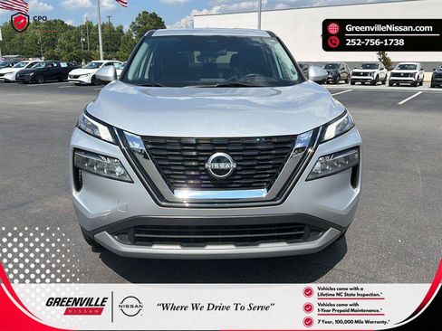 Used 2022 Nissan Rogue SV FWD image 1
