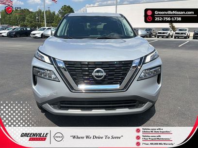 Used 2022 Nissan Rogue SV