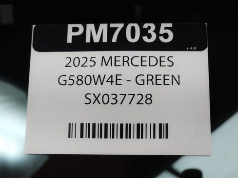 Used 2025 Mercedes-Benz G 580 w/ EQ Technology image 38