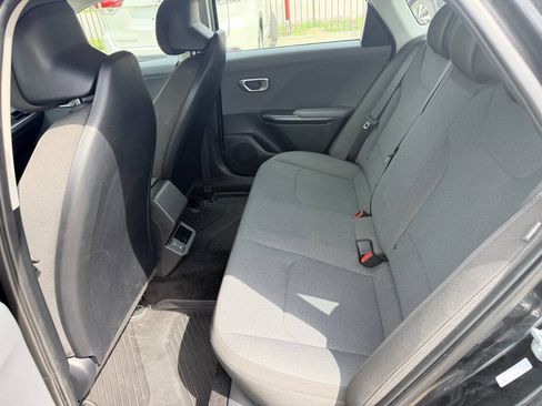 Used 2025 Kia K4 FWD image 13