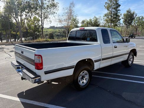 Used 1998 Toyota T100 SR5 image 10