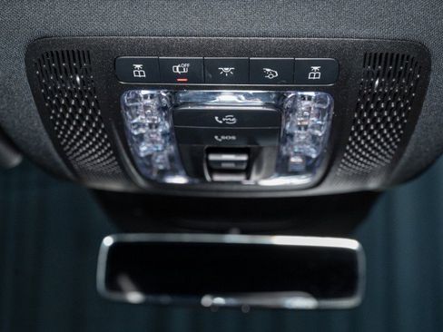 Certified 2025 Mercedes-Benz GLS 450 4MATIC image 27