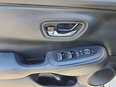 Used 2023 Honda HR-V Sport image 12