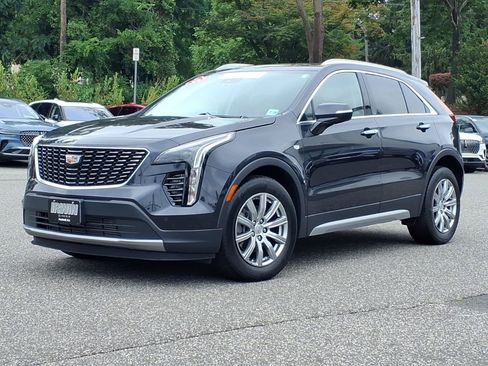 Used 2023 Cadillac XT4 Premium Luxury w/ Cold Weather Package FWD image 1
