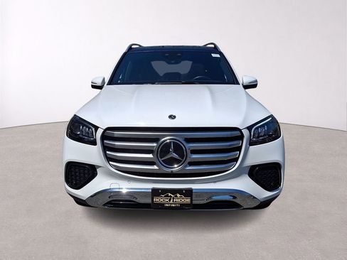 Used 2025 Mercedes-Benz GLS 450 4MATIC image 2