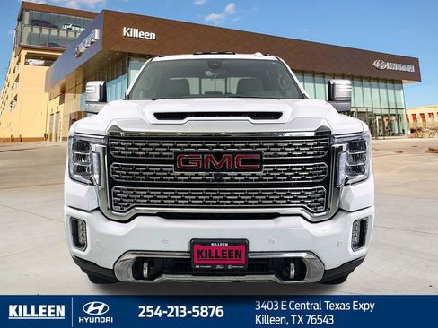 Used 2022 GMC Sierra 3500 Denali w/ Technology Package AWD/4WD image 2
