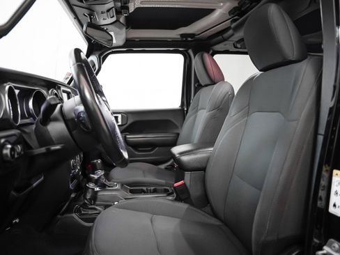 Used 2019 Jeep Wrangler Unlimited Sport S image 8